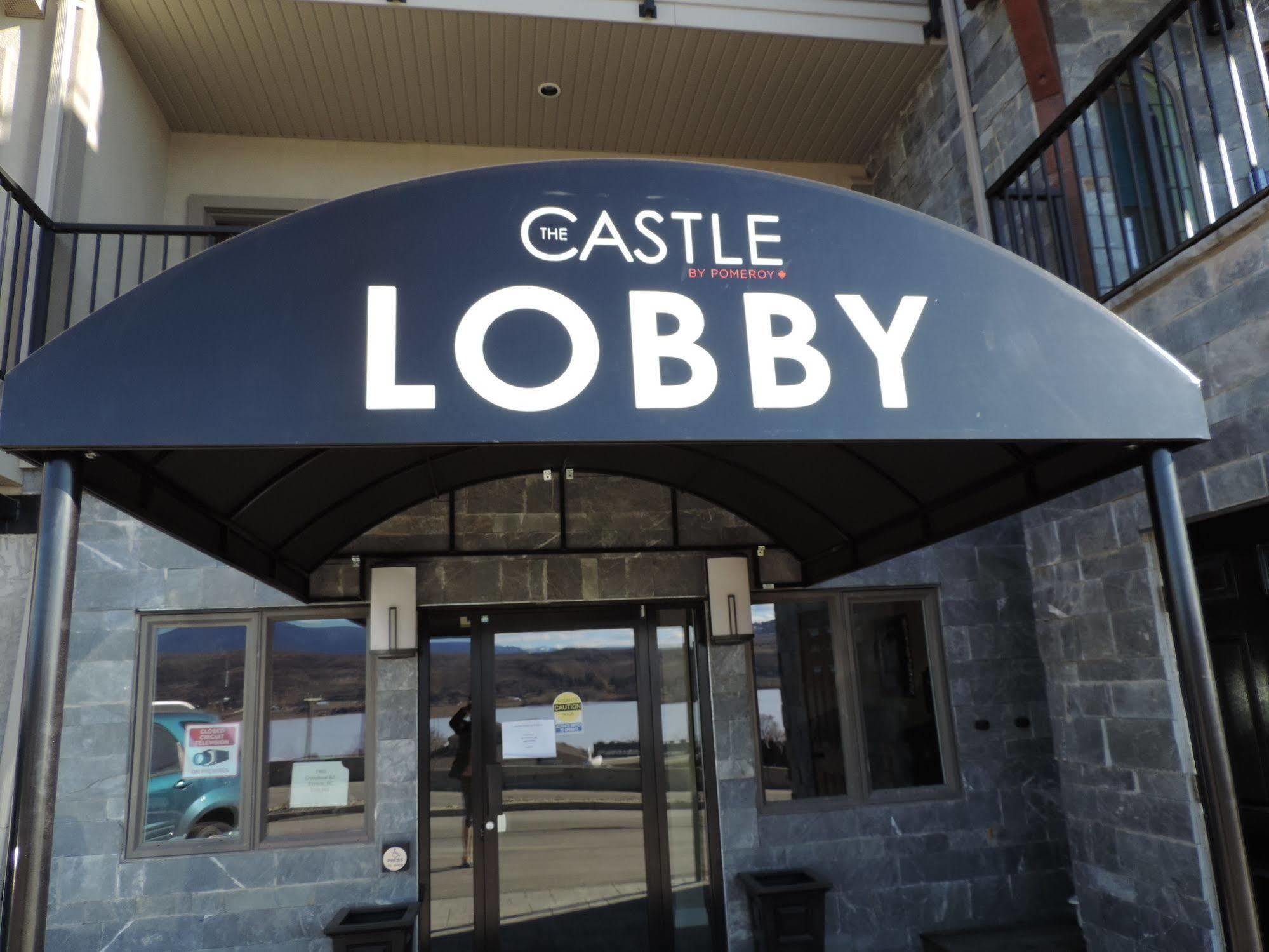The Castle At Swan Lake Vernon Exteriér fotografie